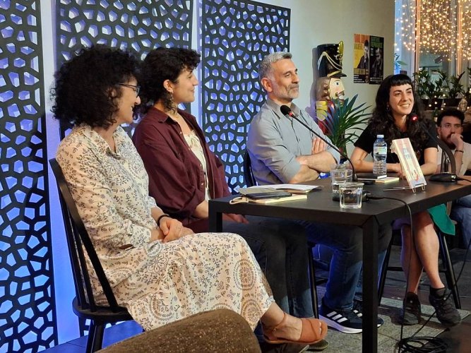 εικόνα 1: Παρουσίαση του πρώτου βιβλίου διηγημάτων μικρής φόρμας "ΣΤΗ ΓΥΡΑ"